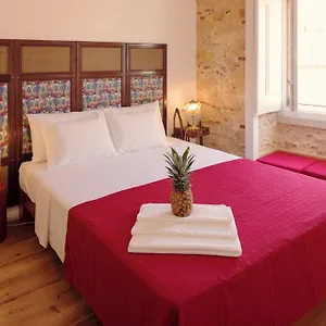 lisbon-calling-rooms-studio.hotels-lisbon-portugal.com/